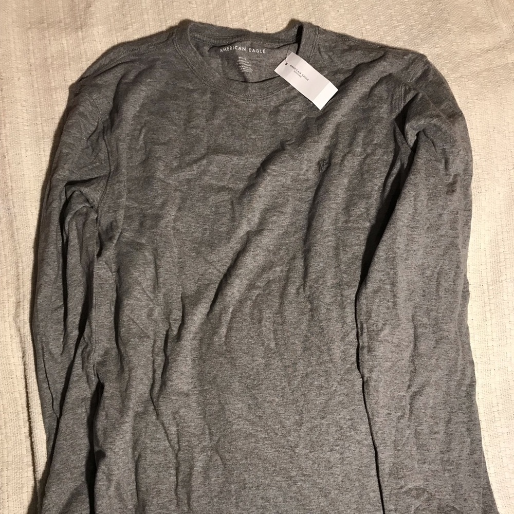 AE grey long sleeve
